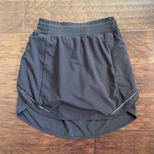 Lululemon Hotty Hot High-rise skirt, size 4, long, black